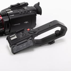 パナソニック/Panasonic デジタル4Kビデオカメラ ブラック HC-X2000　ディレクター向けデジタル4Kビデオカメラ