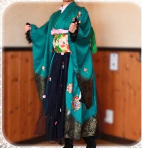 【ハーフ成人式・卒業式に】深緑×チュール♪ 振袖リメイクの袴風簡単着物ドレス（140-160cm）【Hare.dress-TE】