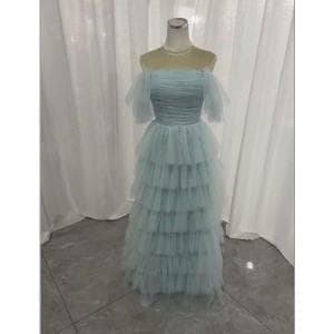 オフショルダー　水色　ドレス
