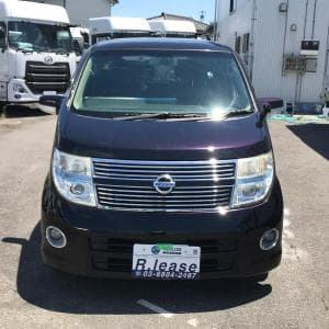 日産　エルグランド