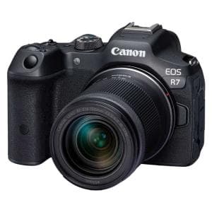 キヤノン/Canon EOS R7・RF-S18-150 IS STM レンズキット 5137C008　幅広く被写体を追尾できるミラーレスカメラ
