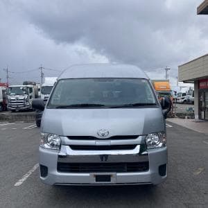 ハイエースコミューター14人乗り　GL　4WD