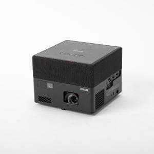 エプソン/EPSON ホームプロジェクター EF-12　Wi-Fi接続で音も映像もこれ一台！