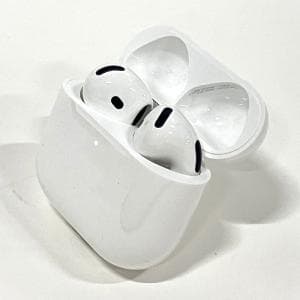 アップル/Apple AirPods 4 ホワイト MXP63J/A　音楽や映画、通話をより高音質で